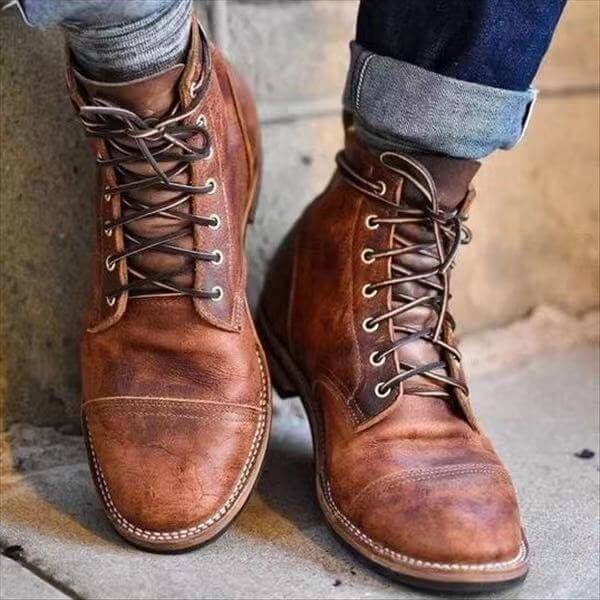 Esclusive e comode scarpe in pelle dallo stile classico e intramontabile