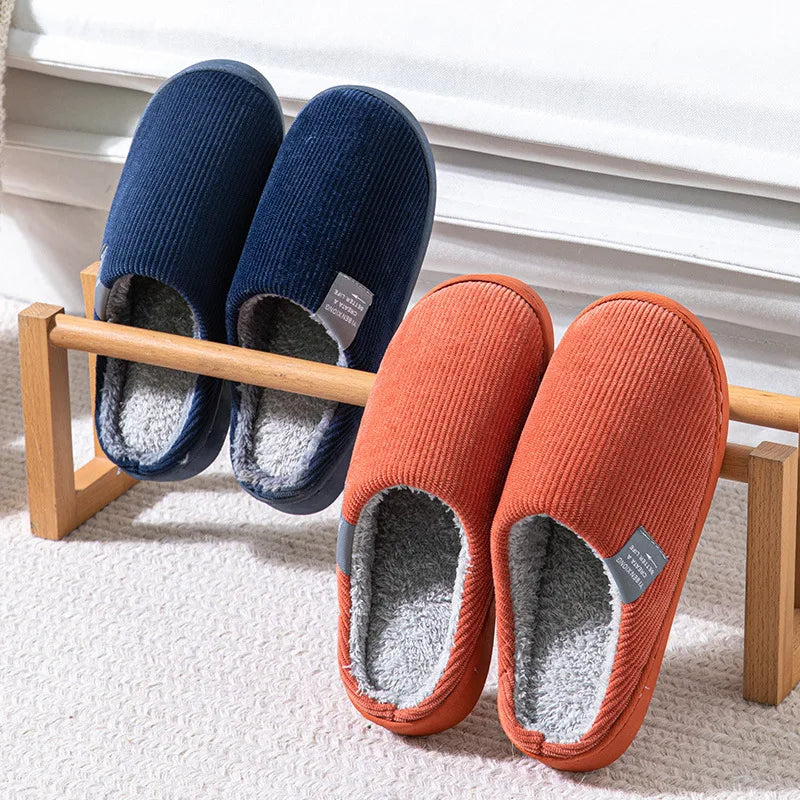 Pantofole Octavia da donna, morbide e confortevoli, perfette per i momenti di relax a casa.