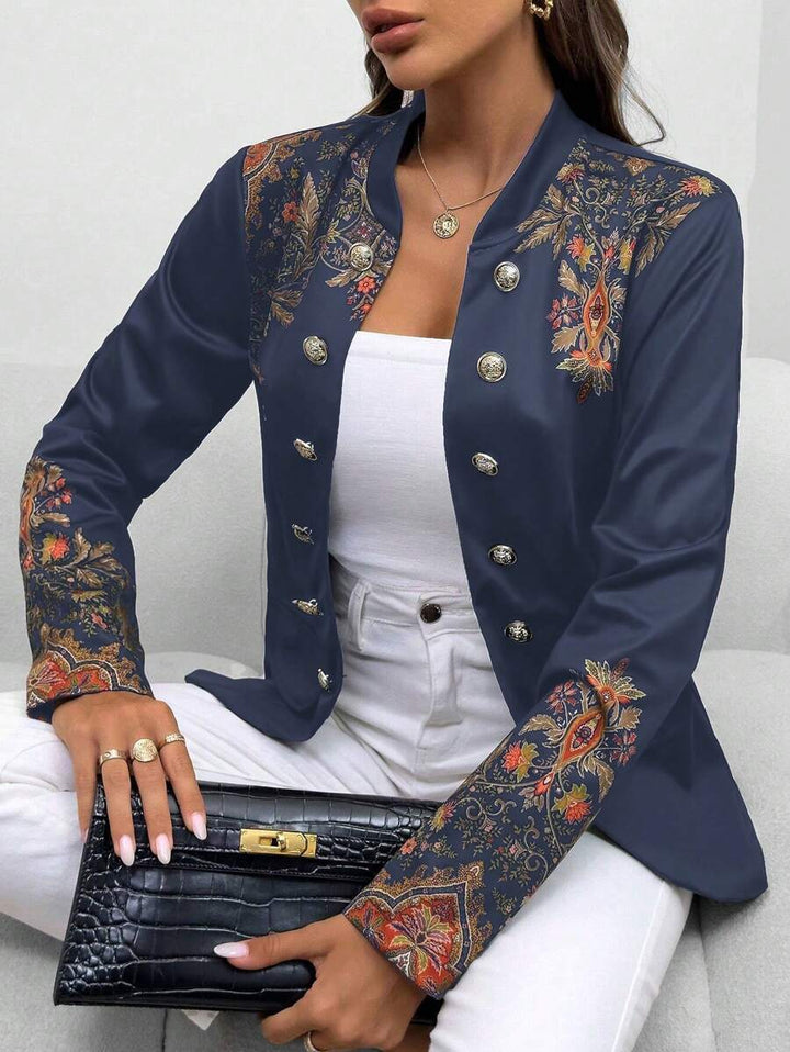 Cardigan in tweed chic: aggiungete al vostro guardaroba un tocco di eleganza e di classe.