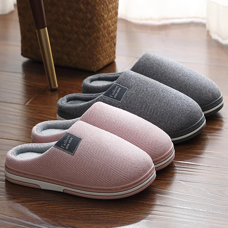 Pantofole Octavia da donna, morbide e confortevoli, perfette per i momenti di relax a casa.