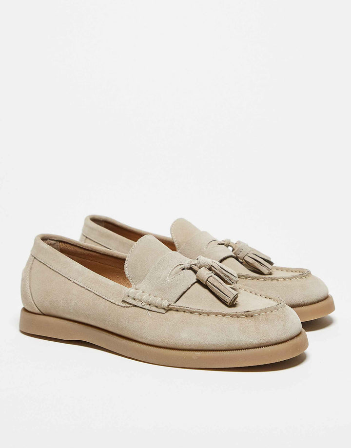 Eleganti mocassini ClassicStep in pelle scamosciata con nappe alla moda