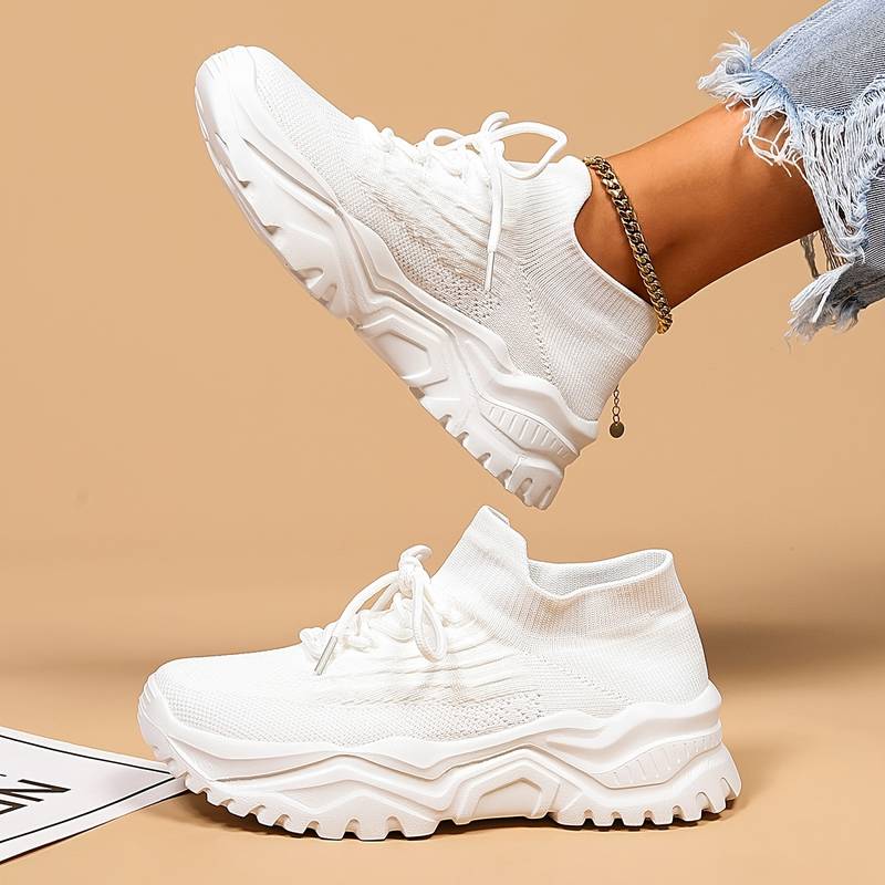 Scarpa ortopedica innovativa con supporto aggiuntivo per il tallone per il massimo comfort