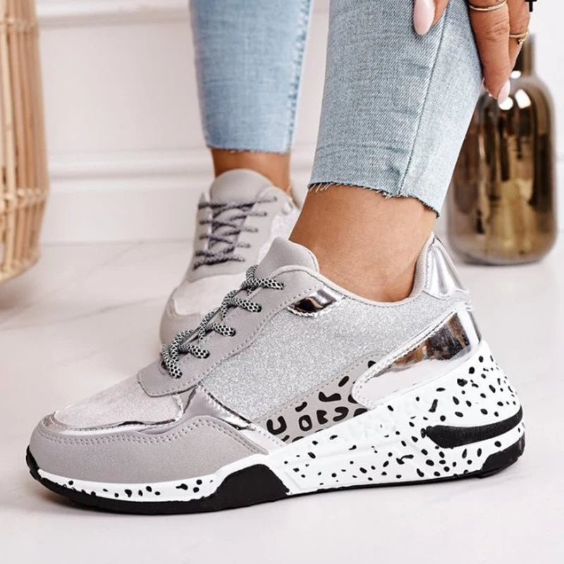 Velana - Scarpe da ginnastica eleganti da donna con plateau per uno stile comodo e alla moda