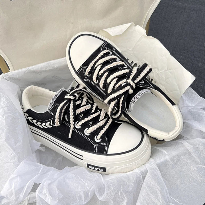 Serenity - Scarpe da ginnastica con plateau eleganti e alla moda con un design raffinato per un look unico