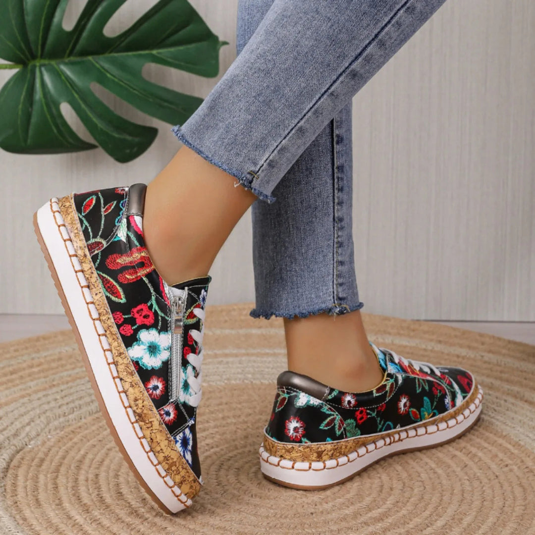 BloomStep - Eleganti sandali stringati da donna con un romantico motivo floreale