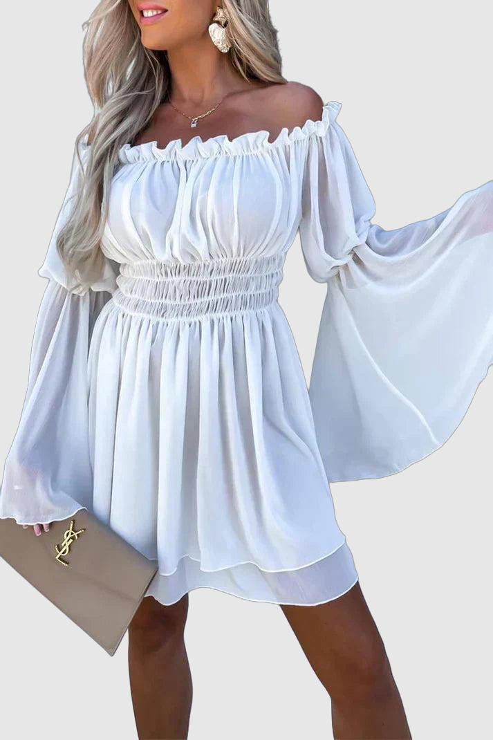 Elegante vestaglia svasata con spacchi ed elegante voile