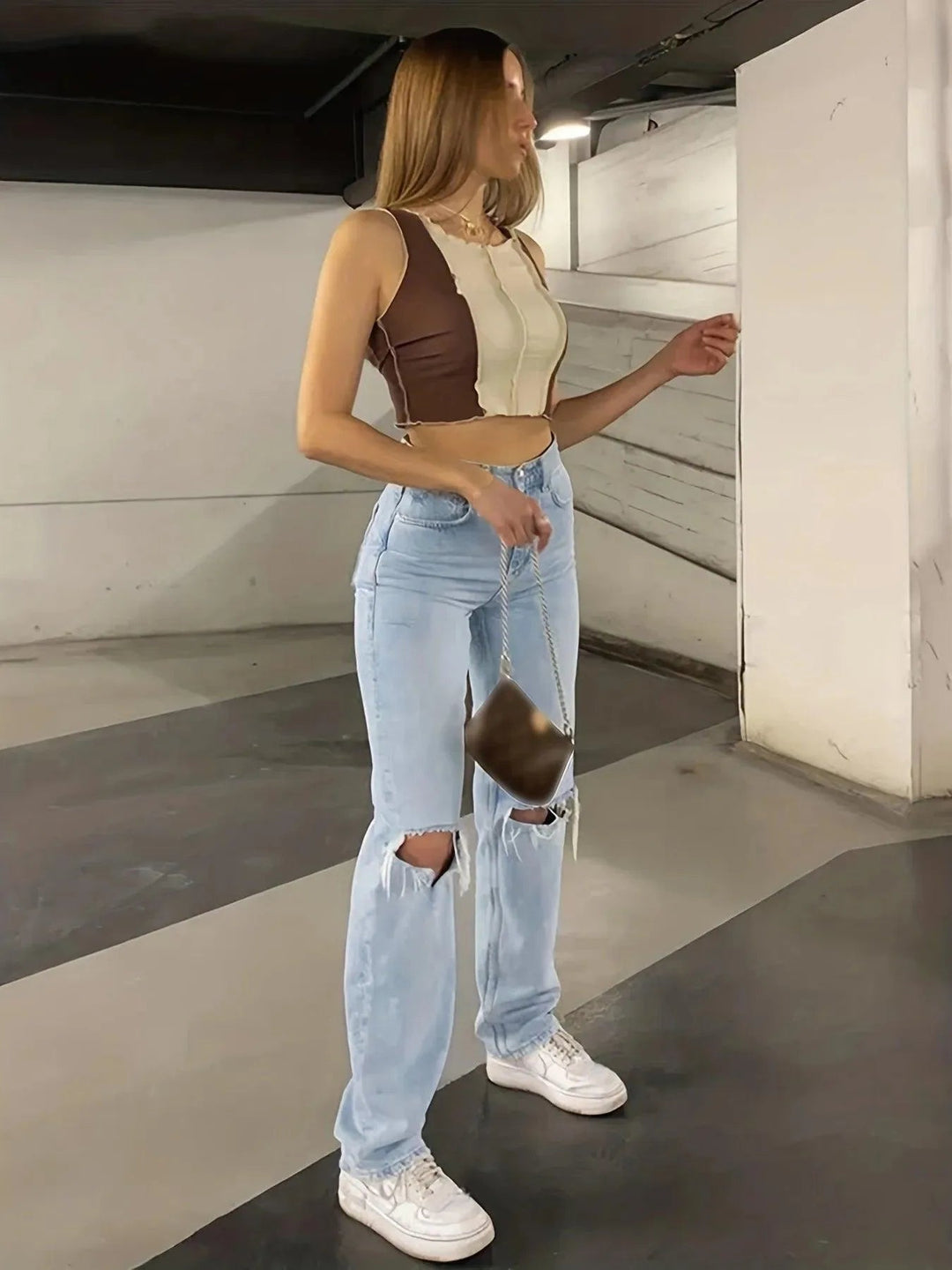 Top da donna alla moda con esclusivo motivo patchwork - Top aderente senza maniche con orlo a vivo alla moda per un look elegante e casual