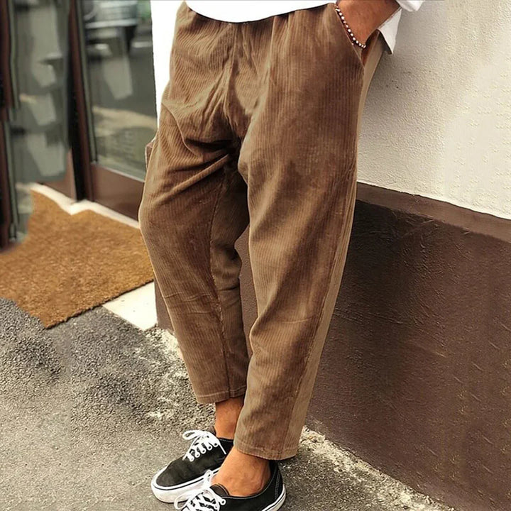 Clyde - Eleganti pantaloni in velluto a coste vintage per un look elegante e di tendenza