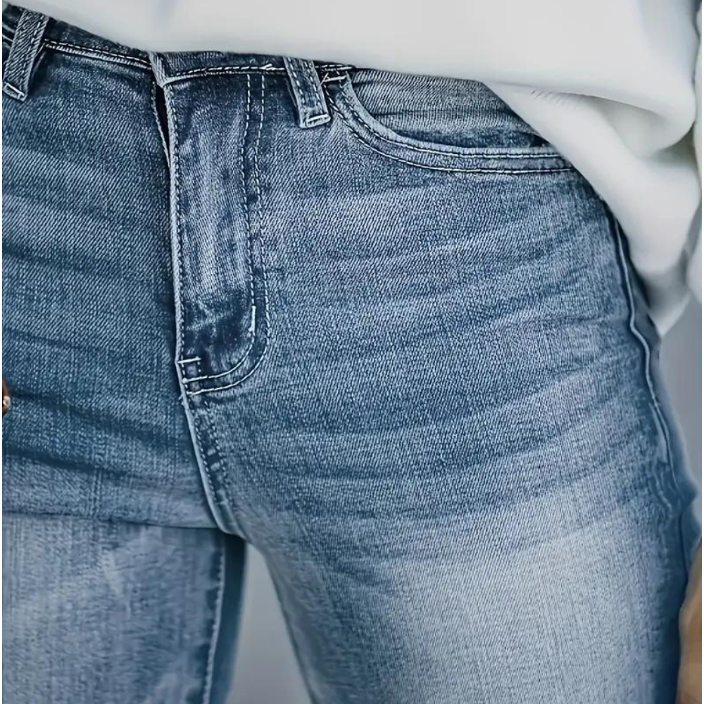 Pinja - Pantaloni larghi e svasati con effetto sbiadito alla moda
