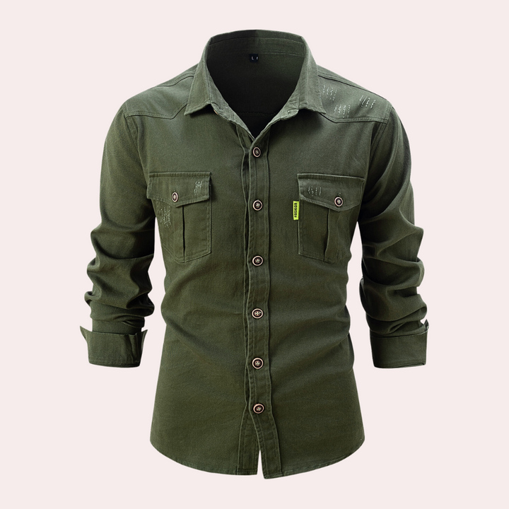 Elegante camicia Lennard da uomo con maniche lunghe e pratiche tasche sul petto: una combinazione di eleganza e funzionalità.