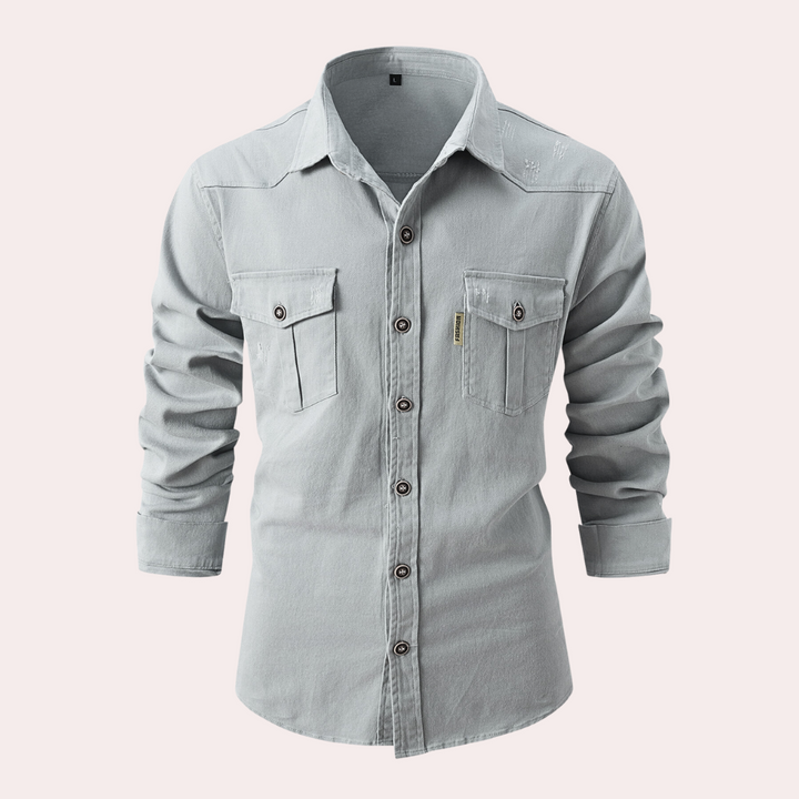Elegante camicia Lennard da uomo con maniche lunghe e pratiche tasche sul petto: una combinazione di eleganza e funzionalità.