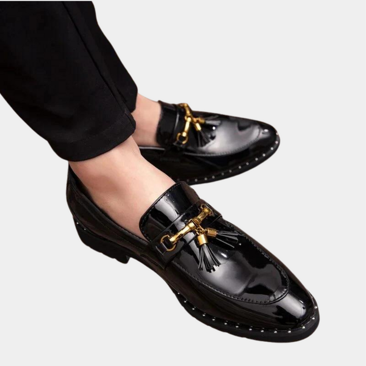 Mocassini Linus da uomo - eleganza elegante con nappe affascinanti per un look unico