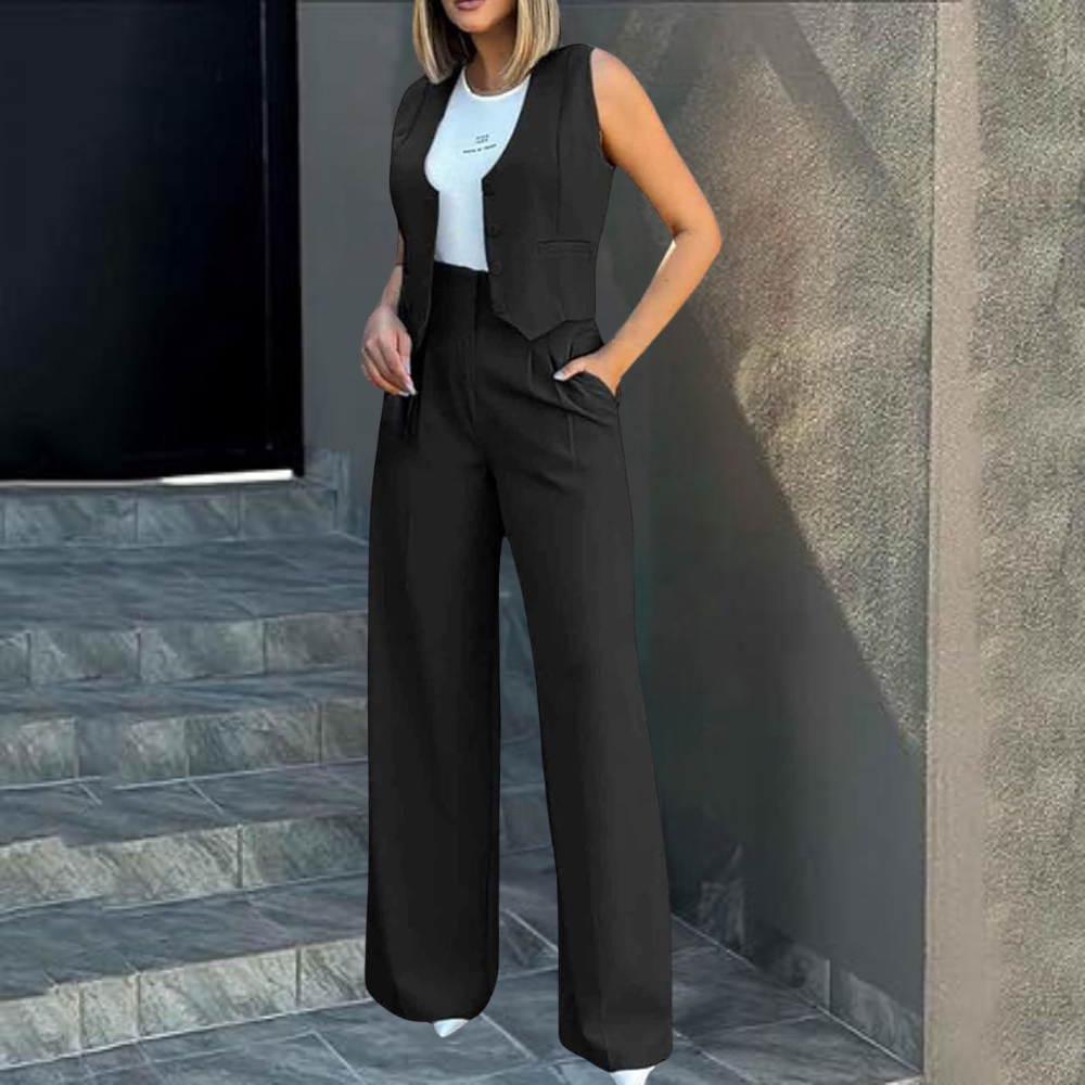 Set da donna elegante e alla moda: cardigan alla moda e pantaloni eleganti per ogni occasione