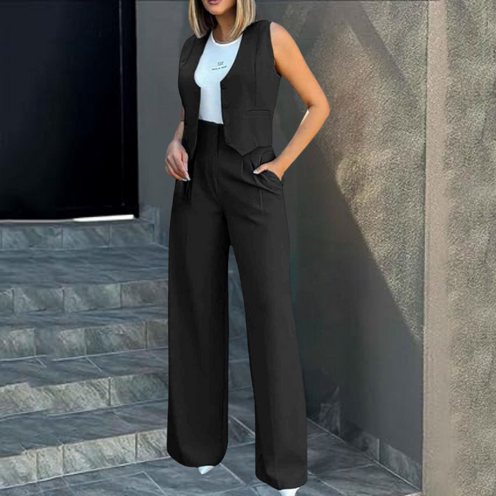 Set da donna elegante e alla moda: cardigan alla moda e pantaloni eleganti per ogni occasione