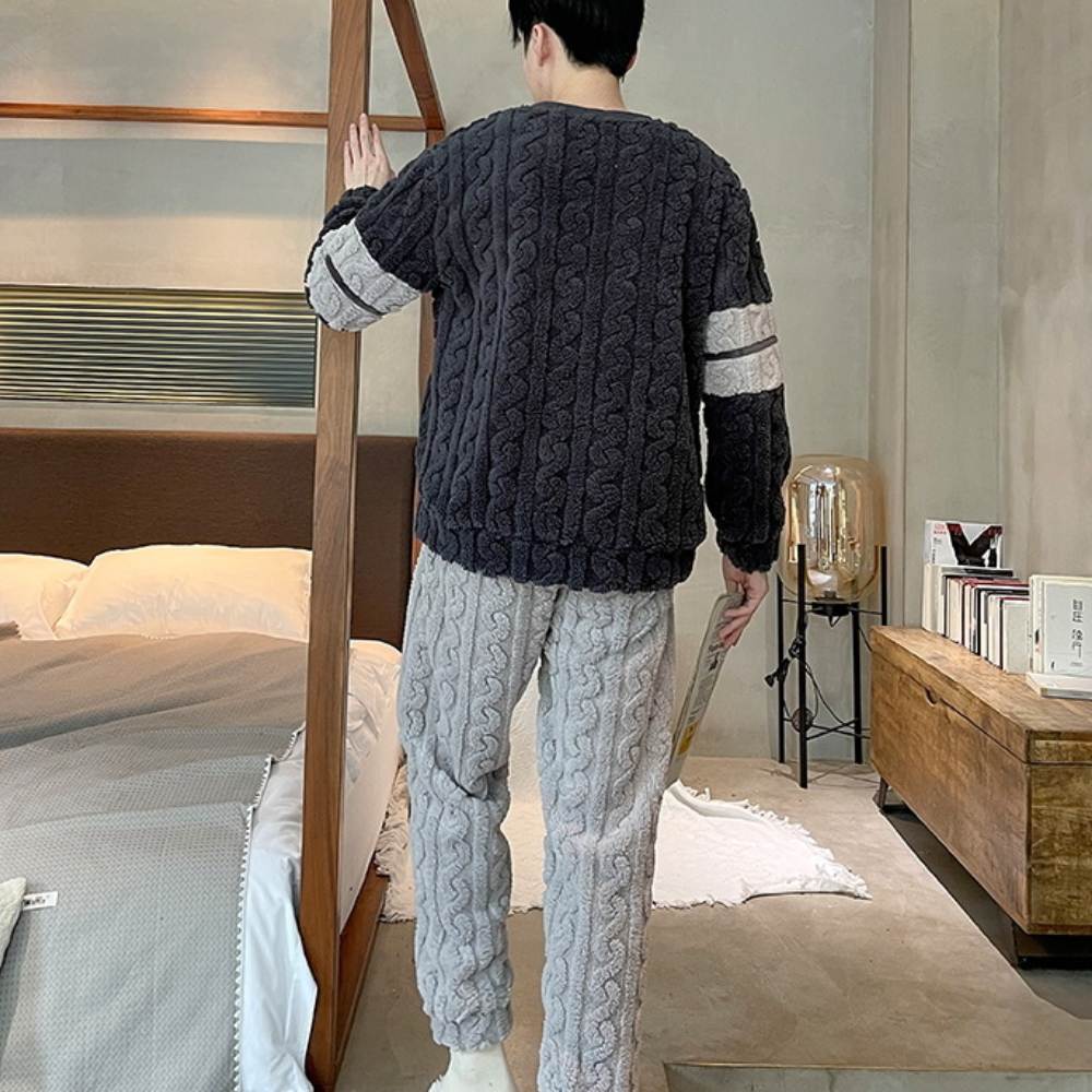 Elegante set da pigiama invernale da uomo per le serate fredde