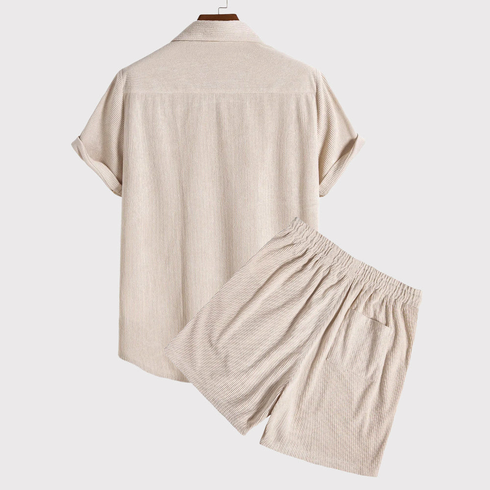 Set da uomo con maniche corte e pantaloni - elasticizzato, traspirante e confortevole per tutto il giorno