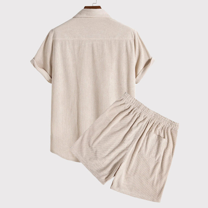 Set da uomo con maniche corte e pantaloni - elasticizzato, traspirante e confortevole per tutto il giorno