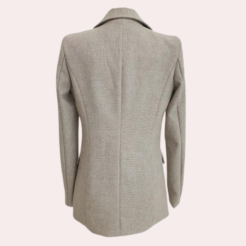 Elegante set da tre pezzi per donne chic e alla moda
