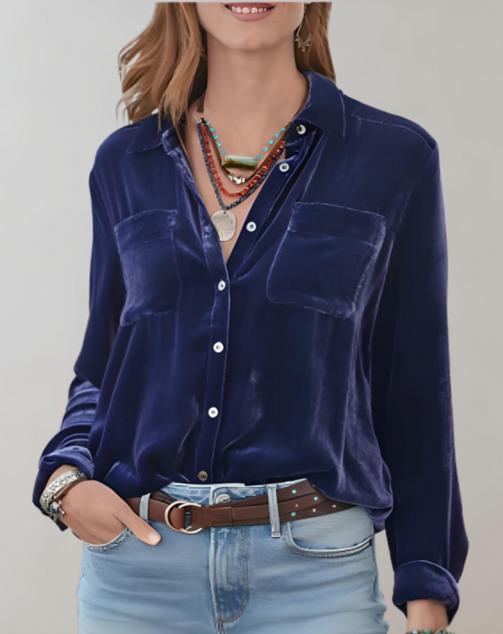 Elegante camicia da donna in velluto dal design retrò con eleganti polsini lunghi