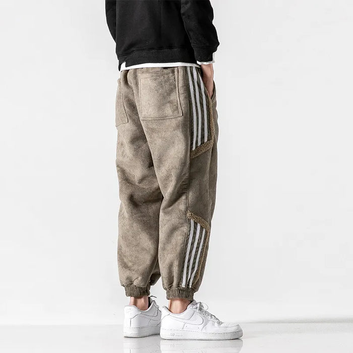 Pantaloni casual eleganti da uomo UrbanFlow con strisce di tendenza