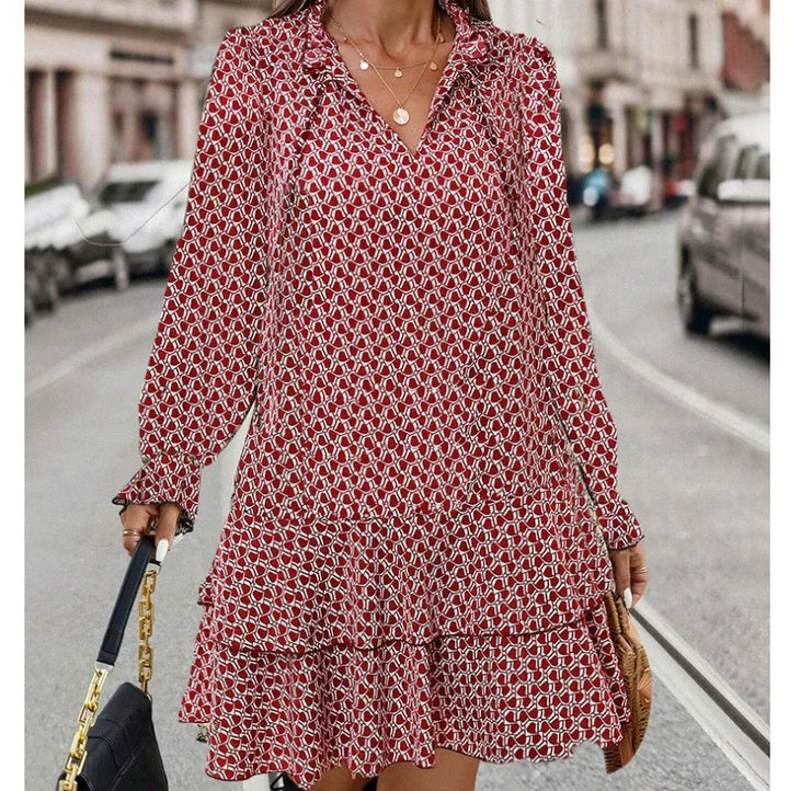 Accappatoio da donna unico nel suo genere con elegante scollo a balze - VCou, maniche lunghe, toppa alla moda e motivo di tendenza