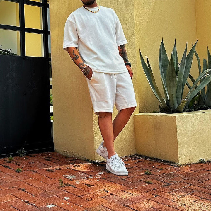 Set da allenamento da uomo in cotone ultra-aria - comoda T-shirt e pantaloncini al ginocchio dalla vestibilità ampia