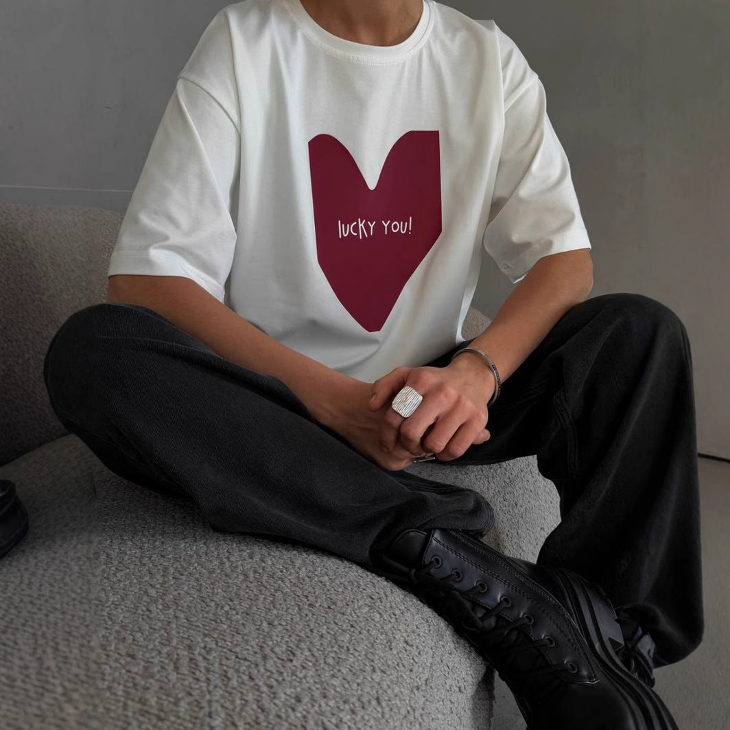 Elegante T-shirt oversize da donna con stampa grafica unica, colletto elegante e scollatura a cuore d'effetto