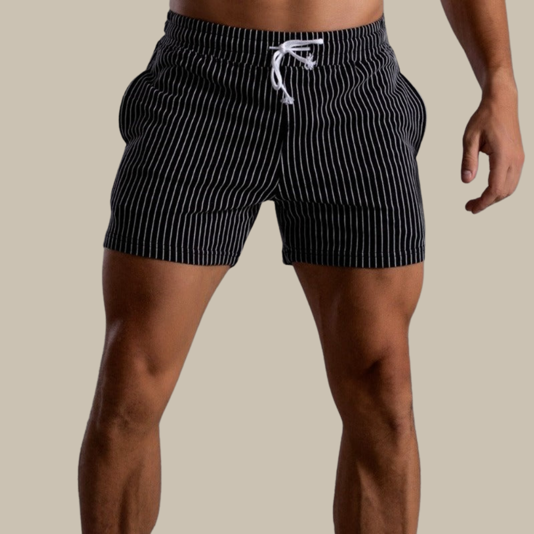Pantaloncini da uomo alla moda per l'estate e la spiaggia: l'aggiunta perfetta allo stile stagionale