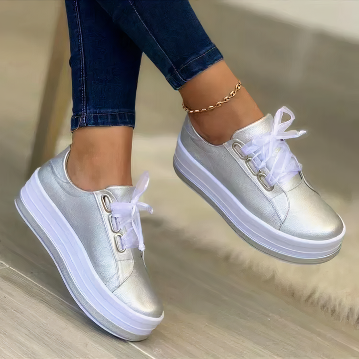 Sneakers rétro élégantes pour femmes - stile chic e vintage incontournable