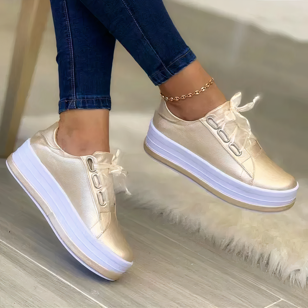 Sneakers rétro élégantes pour femmes - stile chic e vintage incontournable