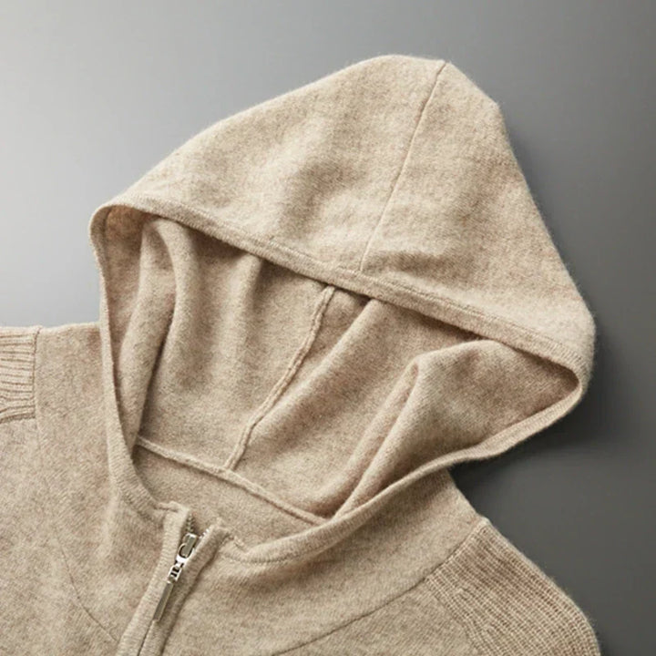 Kit da running da uomo in grigio elegante: pantaloni svasati alla moda, comoda maglia con zip e pantaloni comodi con coulisse e puntoni per il massimo comfort.