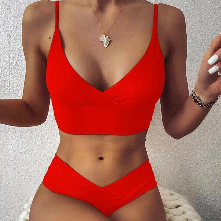Elegante completo di bikini con push-up di cintura alta e volant per donne
