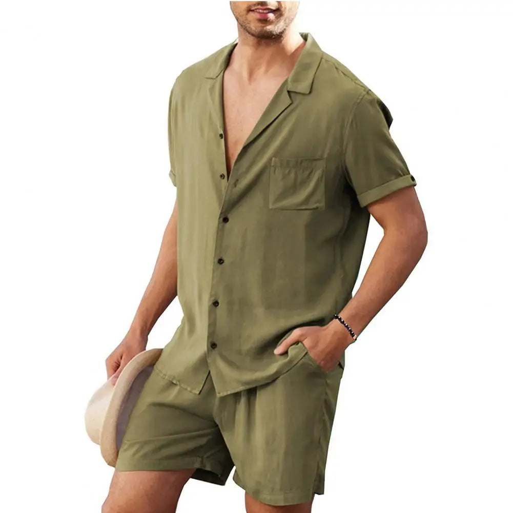 Elegante set da uomo informale con gilet e pantaloni corti per le occasioni di tutti i giorni