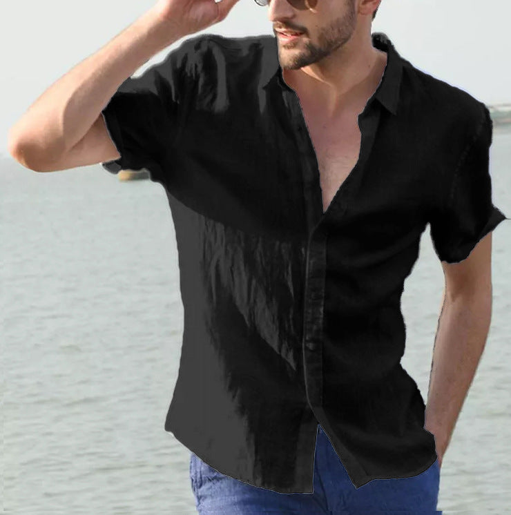 Camisa casual per uomo con design relajado, manico corto e cappuccio con bottone per un look moderno e moderno
