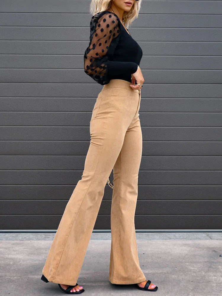 VelvetFlare - Pantaloni eleganti da donna in velluto a coste per un look alla moda ed elegante