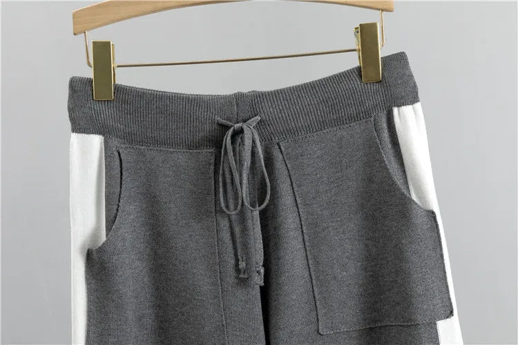 Elegante set invernale da donna CozyKnits 2 pezzi - calore e comfort per le giornate fredde