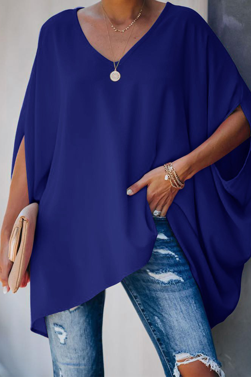 T-shirt elegante da donna con scollo a V - taglio classico, dritto e svasato