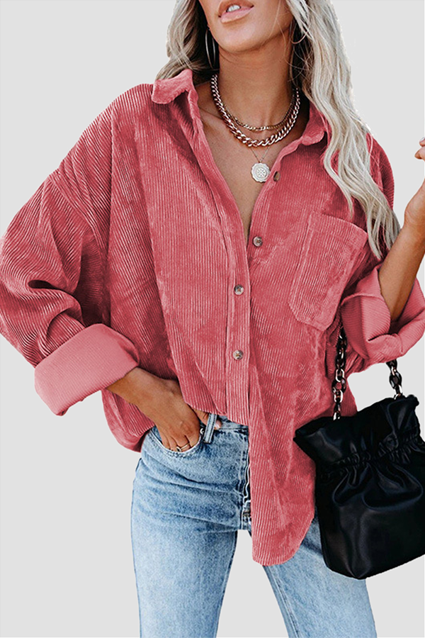 Elegante gilet da donna a maniche lunghe con copricapo alla moda