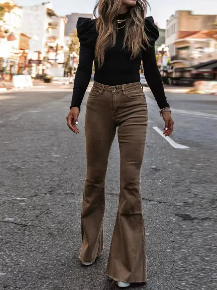 VelvetFlare - Pantaloni eleganti da donna in velluto a coste per un look alla moda ed elegante