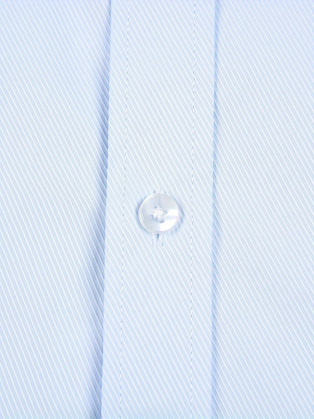 Elegante camicia da uomo in 100% cotone - vestibilità slim, elegante chiusura a bottoni e classico colletto semi-italiano