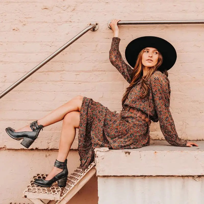 Juniper - Décolleté alla moda in stile retrò per donne eleganti