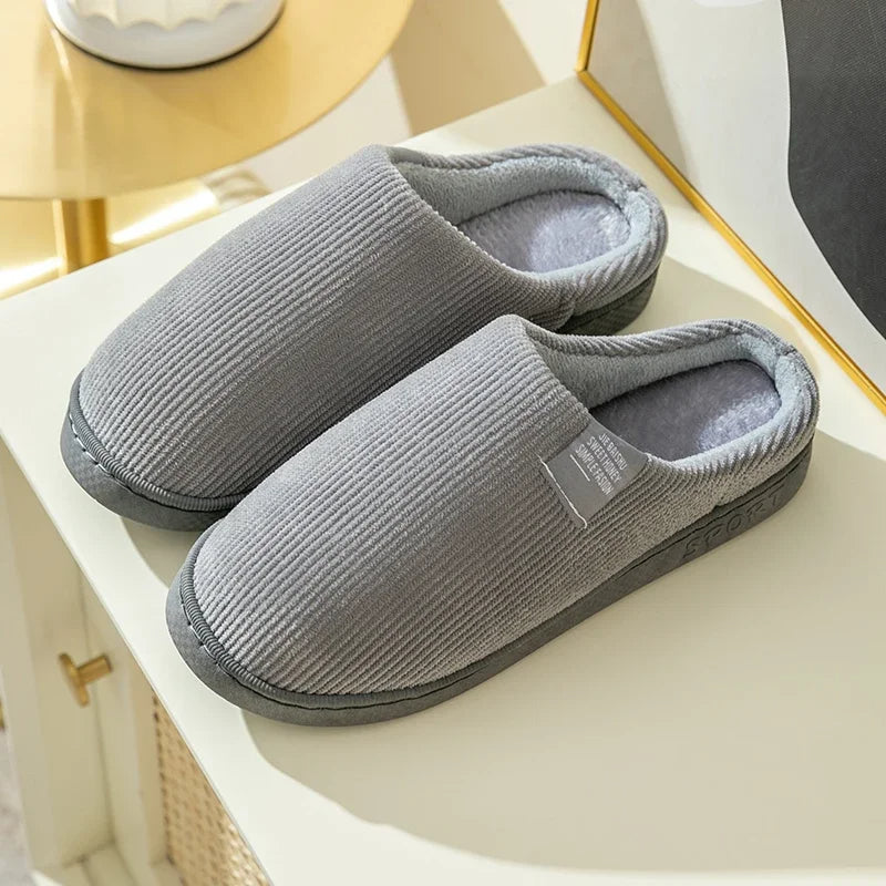 SunStride - Esclusive pantofole invernali in peluche per un comfort e un look alla moda