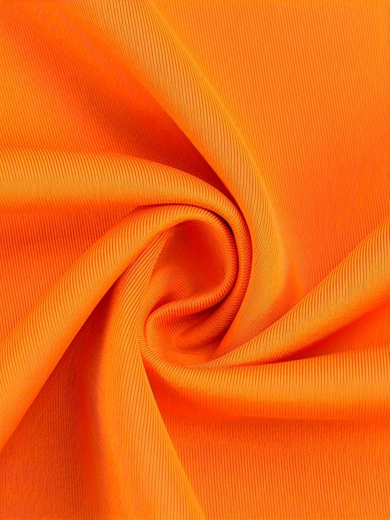 Elegante accappatoio da donna con scollo a punta, impreziosito da perle e polsini eleganti