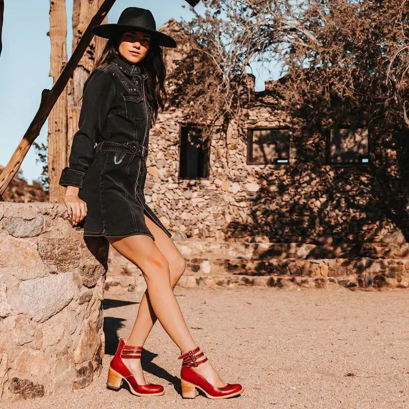 Juniper - Décolleté alla moda in stile retrò per donne eleganti