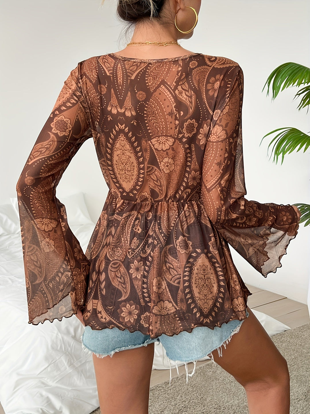 Camicetta da donna con motivo Paisley - Décolleté a V elegante - Maniche rivestite e tessuto fluido per uno stile comodo e chic