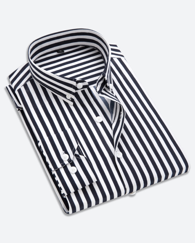 Elegante Businesshemd da uomo con lancette in stile classico e bottoni a pressione - Perfetto per un look formale.