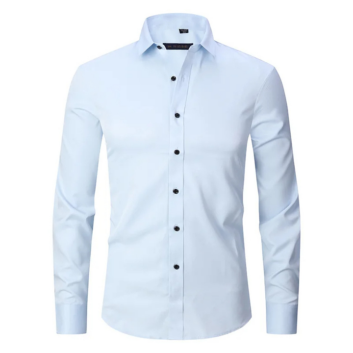 Camisa maschile slim fit di manga lunga con bottoni a contrasto per un look moderno ed elegante