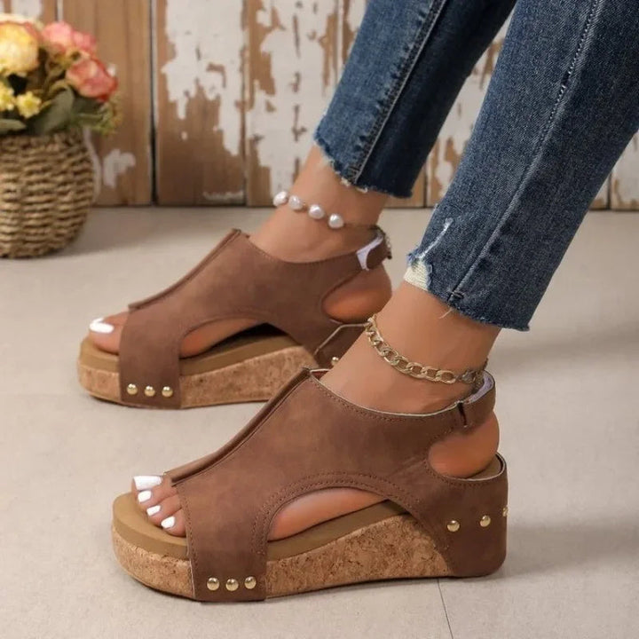 Caela - Sandali estivi alla moda con plateau e punta aperta per un comfort eccezionale e un look elegante