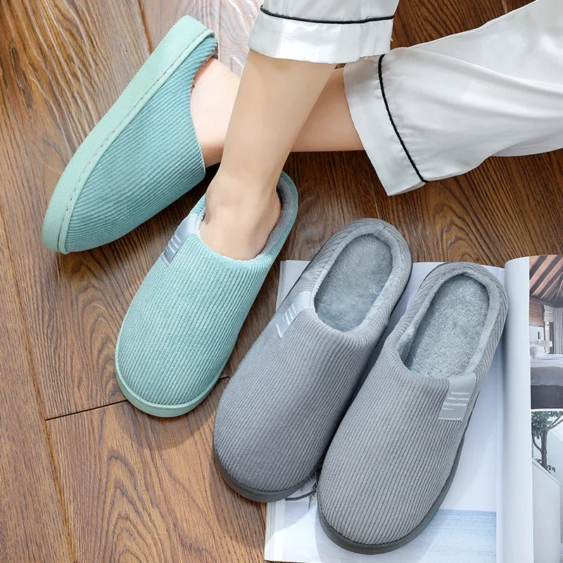 SunStride - Esclusive pantofole invernali in peluche per un comfort e un look alla moda