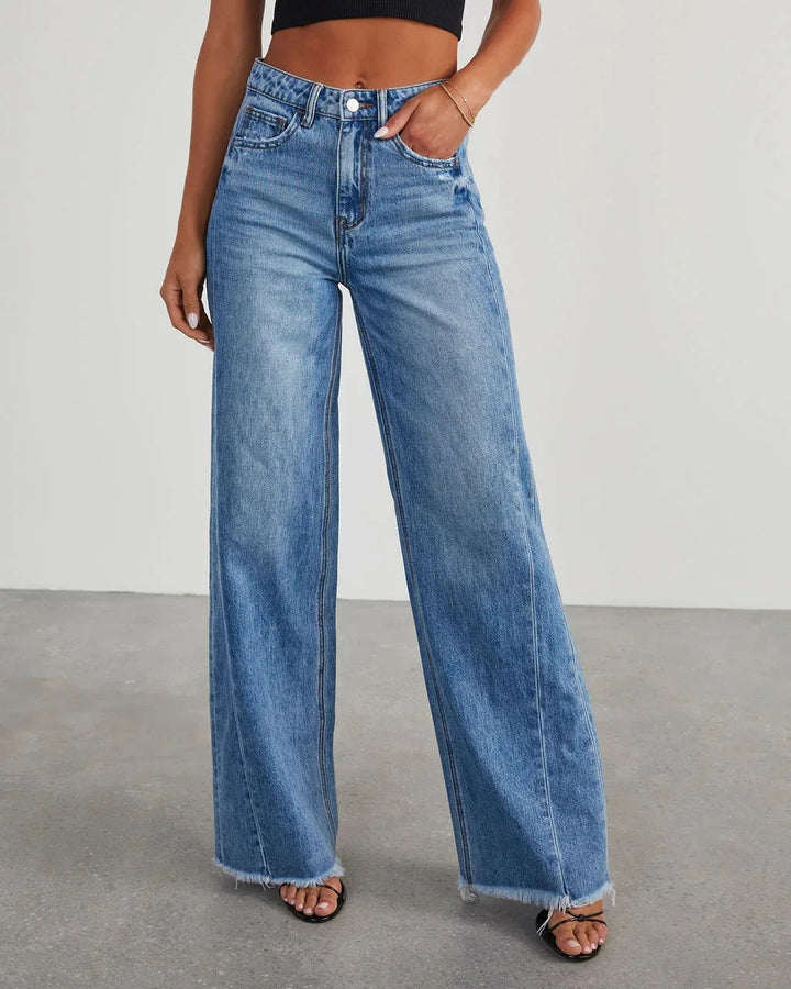 Niva - Jeans comodi con vestibilità ampia e fondo sfrangiato alla moda per le donne